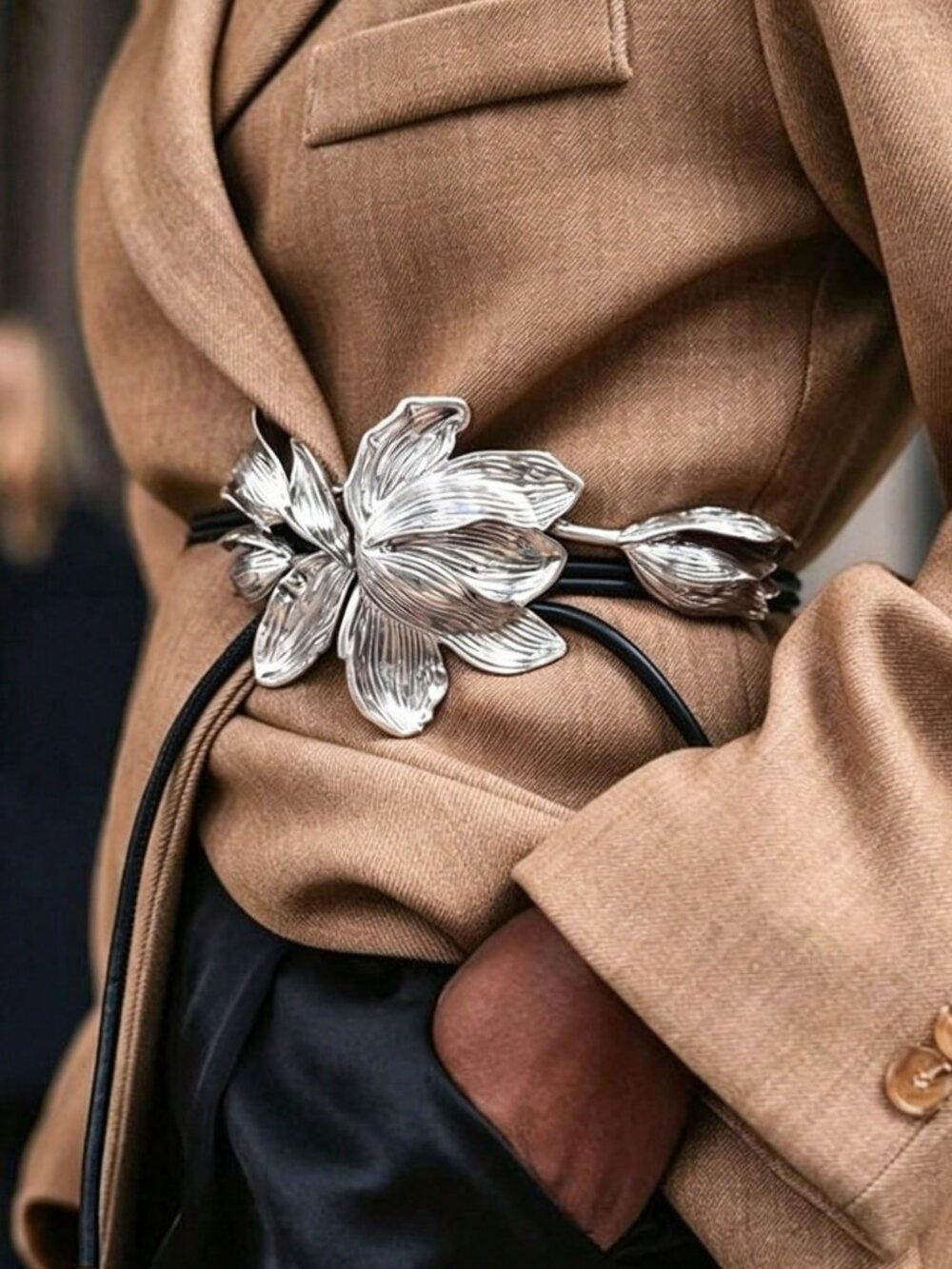 Silver Women's Flowers Medium Stretch Belt